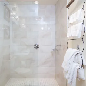 Garrison Inn Boutique Hotel - Bad