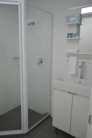 The Parade Hotel - Bathroom