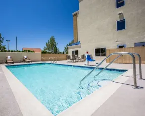 Comfort Suites Victorville-Hesperia - Piscine