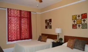 SF Plaza Hotel - Chambre