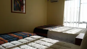 The Peaks Motor Inn - Chambre
