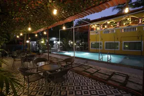 Palm Springs Beach Resort - Gorai - Pool
