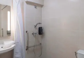 B&B HOTEL Bourges 1 - Salle de bain