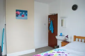 Clift Guest House - Room