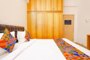 FabHotel Blue Dawn Suites - Quarto