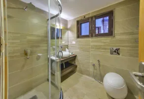 Hotel Village Walk - Badrum