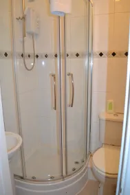 Park Hotel - Bathroom