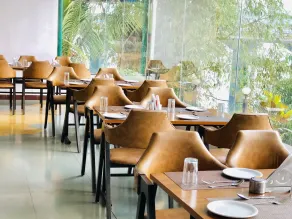 VITS Kamats Resort, Silvassa - Restaurang