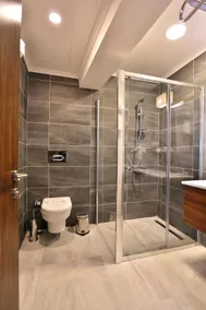 Kule Hotel - Baño