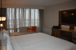 Chicago Marriott Oak Brook - Room