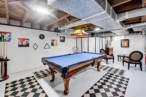 'Baby Grand on Main' Lebanon Home w/ Game Room! - Interiør