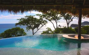 Hush Maderas - Pool