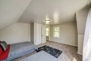 Gary Vacation Rental ~ 5 Mi to Lake Michigan! - Interior
