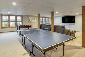 Private Lakefront Home w/ Game Room in Aurora! - Innenbereich