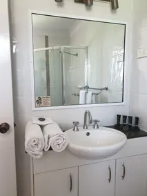Country Capital Motel - Baño