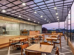 Aston Pekalongan Syariah Hotel & Conference Center - Restaurant