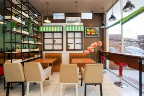 Hotel O Surabaya near Surabaya Town Square formerly Kupang Gunung Residence - Restaurant