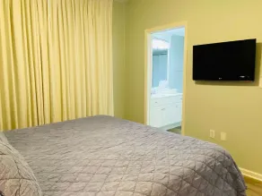 The Beach Club 1007C - Room