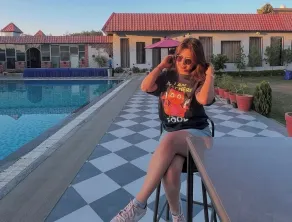 The Sparkle  - Pool