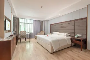 Calvin International Hotel Guangzhou Baiyun International Airport Huadu Plaza Branch - Free Deliver Service to Guangzhou Baiyun International Airport & Free Deliver Service to Canton Fair Complex During Canton Fair Period - View from room