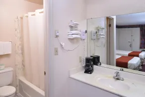 Americas Best Value Inn Wildersville - Badeværelse