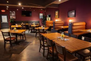 Village Inn & Suites  - Restaurant