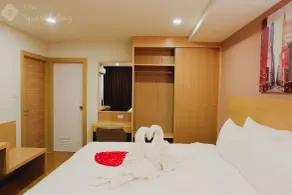 New Square Patong Hotel - Chambre
