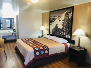 Super 8 by Wyndham Evanston - Værelse