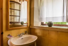 Kamares a restaured Venetian domain retreat - Bad