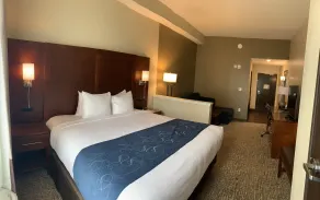 Comfort Suites Daytona Beach-Speedway - Chambre