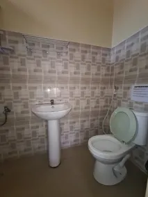 La-Familia Guest House - Bathroom