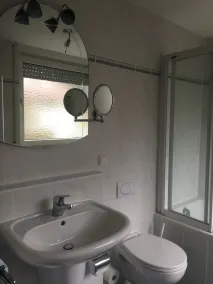 Auracher Hof - Bathroom