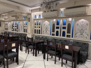 Ratnawali – A Vegetarian Heritage Hotel - Restaurant