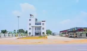 HOTEL MADHUVAN & RESORT - Exterior detail