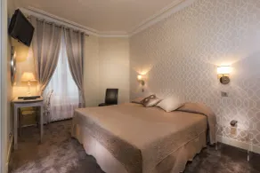 Hôtel Donjon Vincennes - Camera