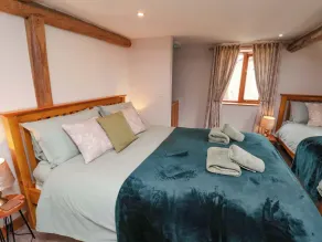 Boundcliffe Farm - Room