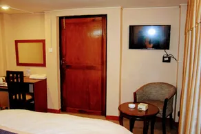 Hotel Siraaj - Chambre