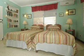 Sea Wyf Cottage, Silver Sands 2BR - Room