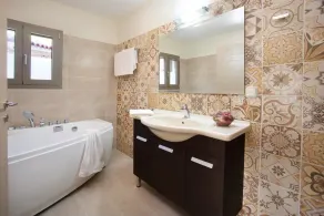 Vryonis Villa - Bad