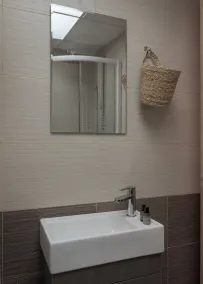 Athenian Comfort Apartments - Bathroom