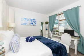 Norman's Hotel and Dining - Chambre