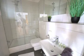 Haus Shiralee - Das Ferienhaus Warnemünde - Badezimmer