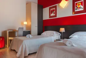 Hotel Maranello Village - Quarto