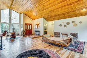 Arts, History & Adventure! Gold Country Getaway - Interior