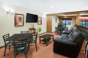 Microtel Inn & Suites by Wyndham Holland - Hall