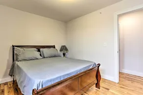 Newark Apartment ~ 5 Mi to Turtle Back Zoo! - Værelse
