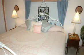 Big Yellow Inn - Chambre