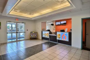 Motel 6-Tewksbury, MA - Boston - Réception