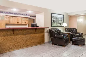 Super 8 by Wyndham Maysville KY - Lobby