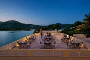 The Karni Mahal - Jaisamand Lake Island, Udaipur - Restaurant